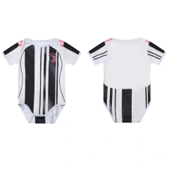 Juventus home 25-26